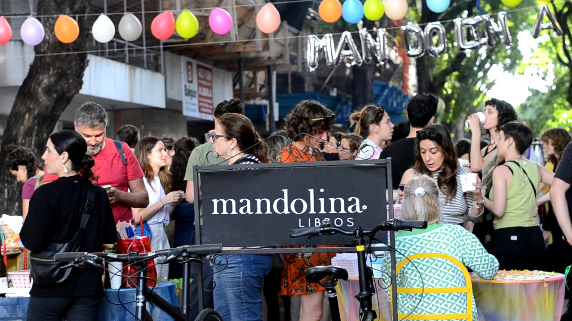 Crónicas Porteñas 33 Mandolina Libros