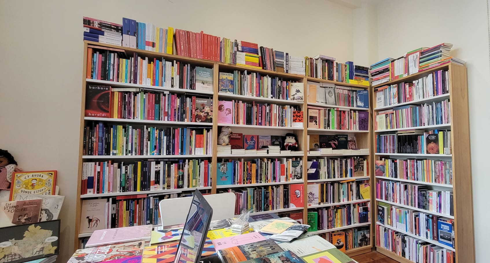 Crónicas Porteñas 38 – Oficina de Libros